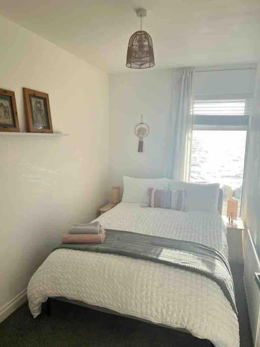 Relax With Spectacular Views And Hot Tub Villa Kircubbin Exterior photo